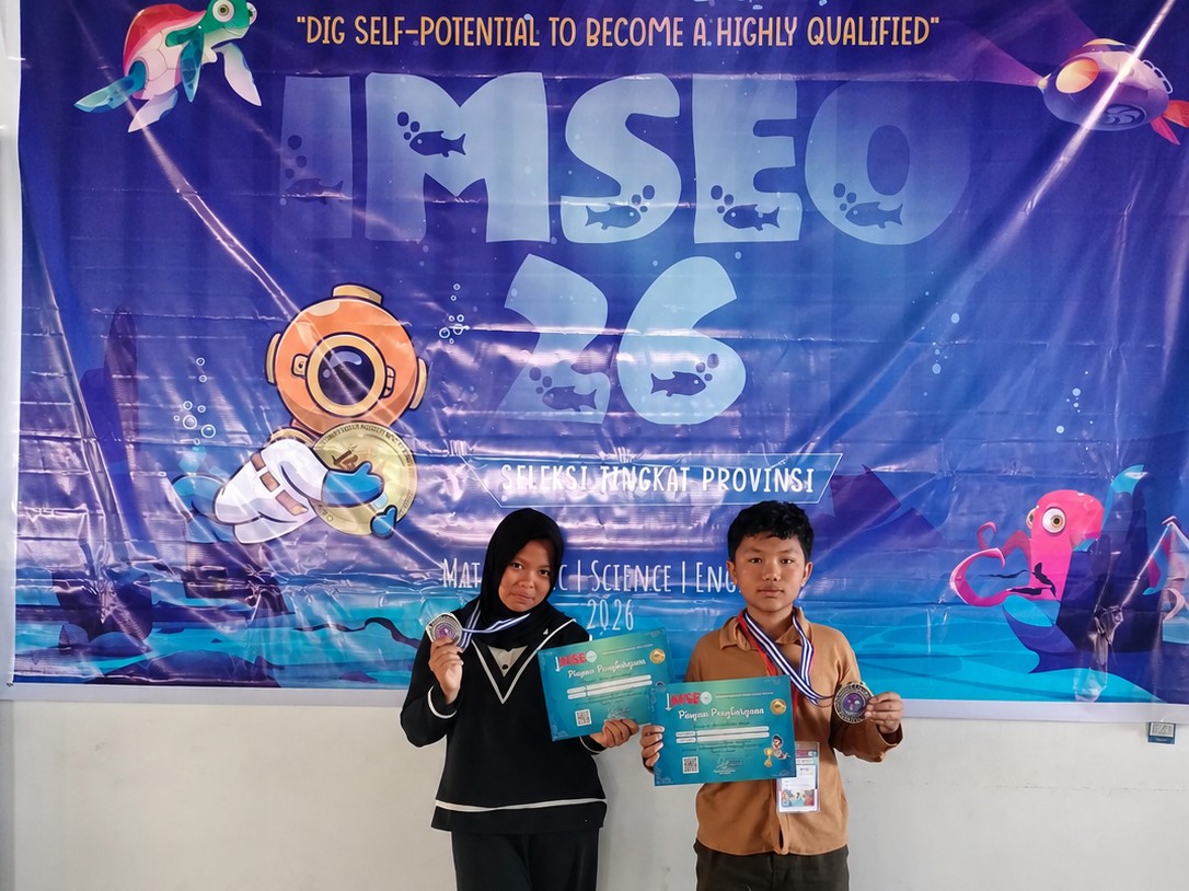 Dua Siswa MTsN 2 Enrekang Raih Medali dan Tembus Tingkat Nasional pada Ajang IMSEO