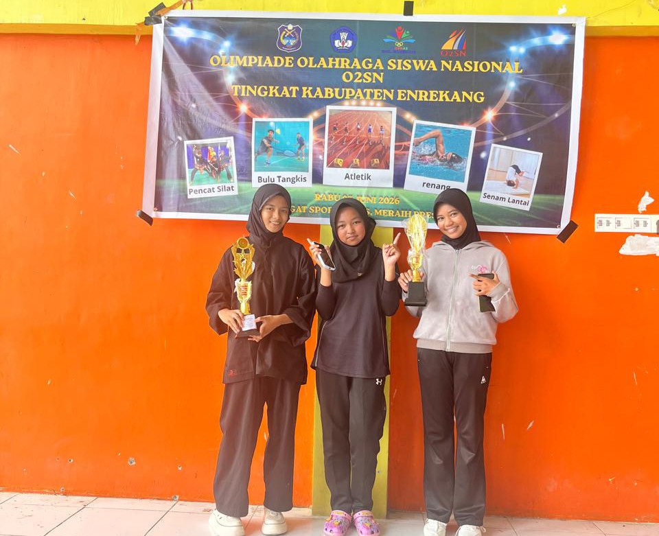 Sabet Juara 1 Renang dan Pencak Silat, Dua Siswi MTsN 2 Enrekang Melaju ke O2SN Tingkat Provinsi